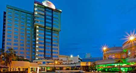 Crowne-Plaza-Maruma-fachada