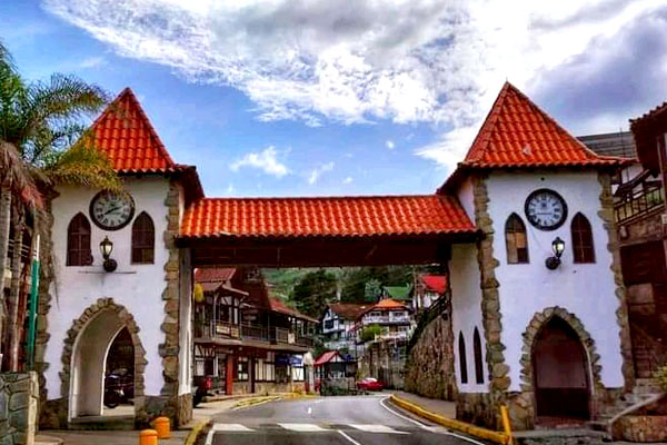 Entrada de la Colonia Tovar